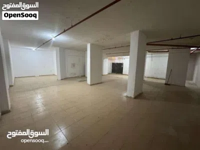 مخزن للإيجار بمساحه 140 متر 2
