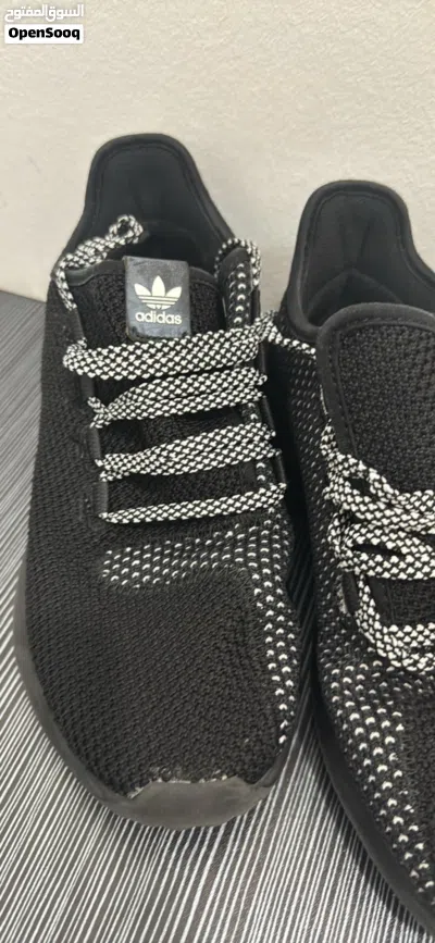 Adidas size 42 اديداس اصلي 2