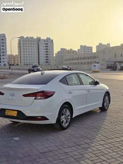 هيونداي النترا SEL 3