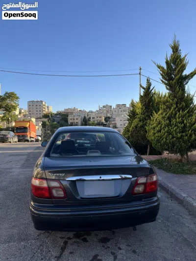 Nissan Sunny Standard 2