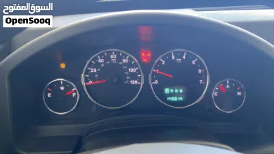Jeep Liberty Standard 2