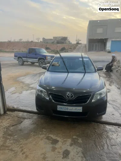 تويوتا كامري LE 3