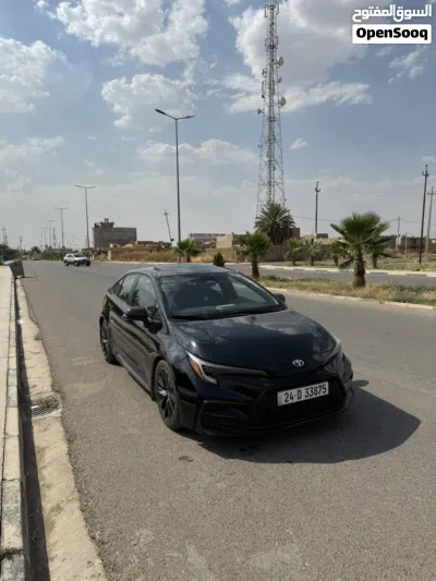 Toyota Corolla SE 2