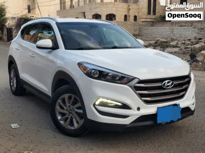 Hyundai Tucson Limited 3