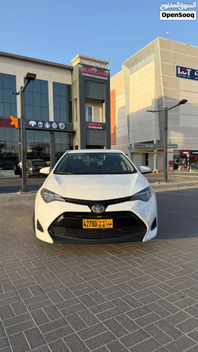 Toyota Corolla LE 2