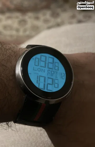 Gucci watch 4