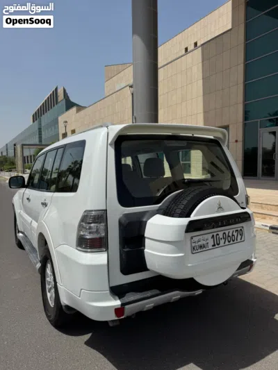 Mitsubishi Pajero GLX 4