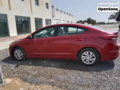Hyundai Elantra SE 3