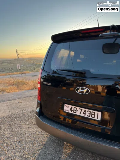 Hyundai H1 GLS Plus 2