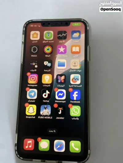 آيفون xs max جهاز نضيف اقرأ الوصف وارد أمريكي معاه شاحن وكفر 2