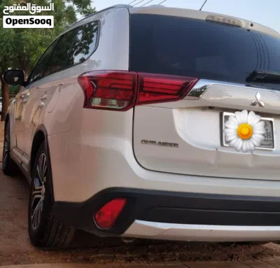 Mitsubishi Outlander Standard 3
