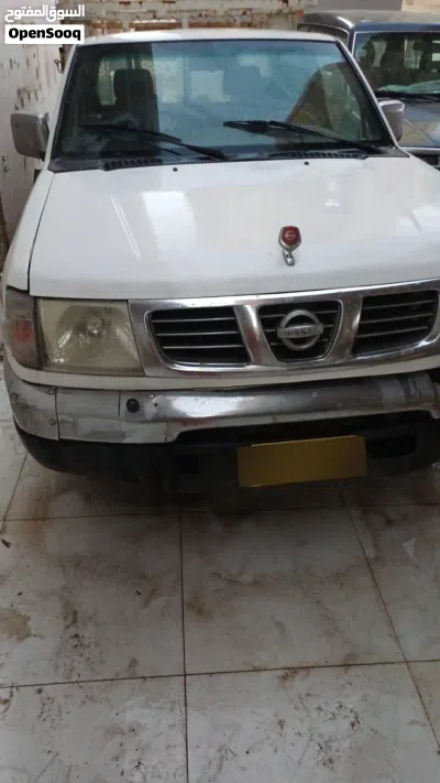 نيسان اخرى 3