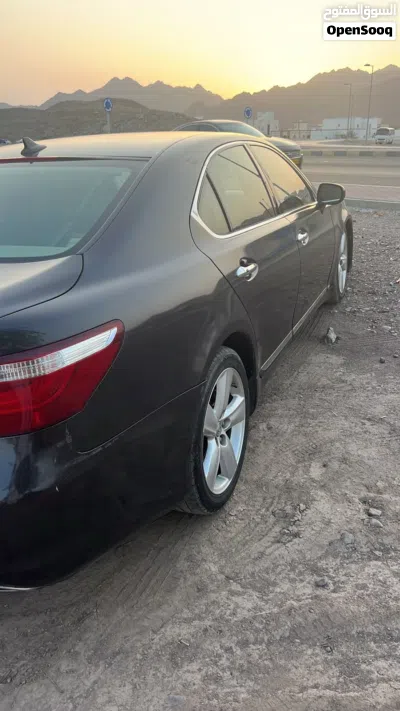 لكزس LS LS 400 3