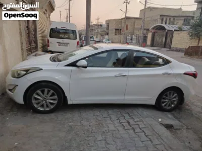 Hyundai Elantra GLS 4