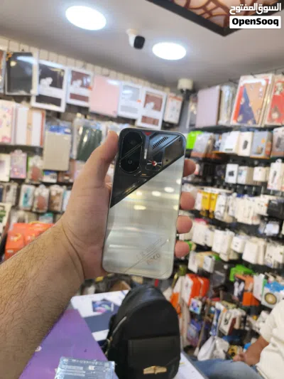 بوكو /12 F7 256 نظافه 99% 3