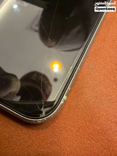 ايفون 11 عادي 2
