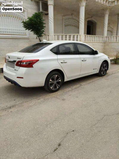 Nissan Sylphy SV 4