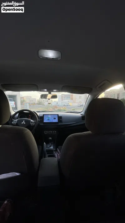 Mitsubishi Lancer Standard 4