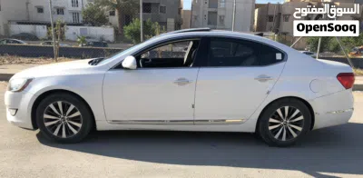 Kia Cadenza Premium 4