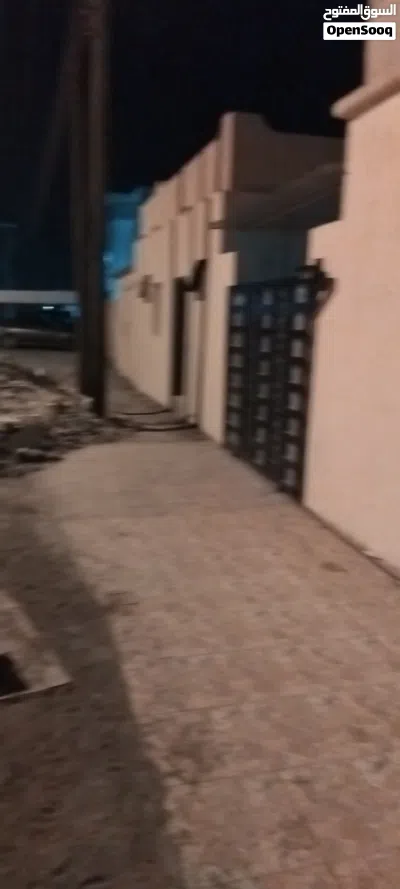 للإيجار غرفه وحمام ومطبخ 4