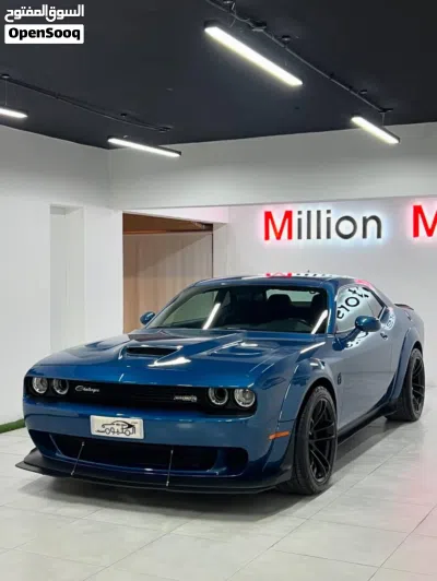 Dodge Challenger SRT8 392 Scat Pack Shaker 2
