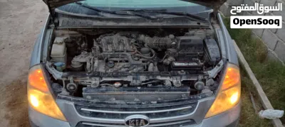Kia Carnival LX 2