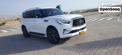 Infiniti QX80 Luxe 3