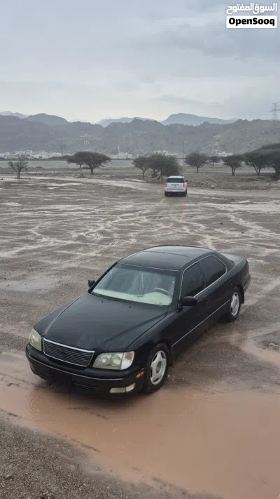 Lexus LS LS 400 3