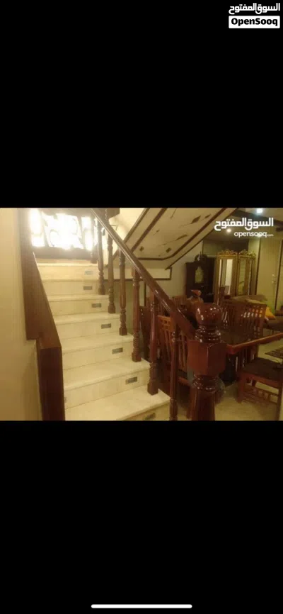 دابوق فيلا مستقله 900م قرب القصور الملكيه بناء شخصي مميزه جدا فن معماري عاليه ومطله بسعر مغري 2