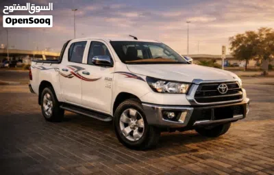 Toyota Hilux GLX 2