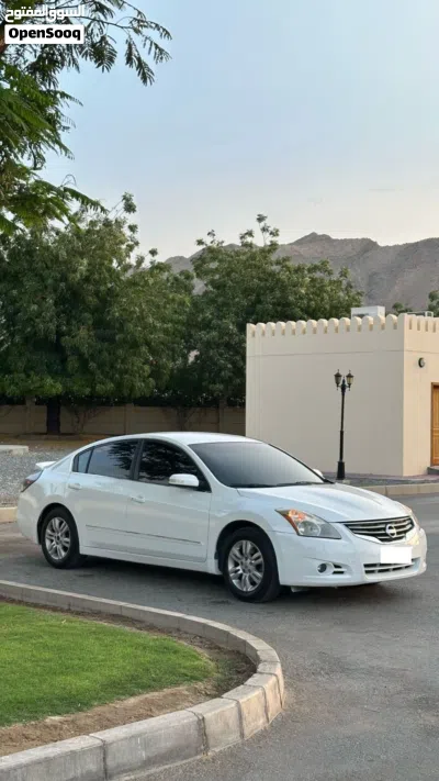 نيسان التيما S 2