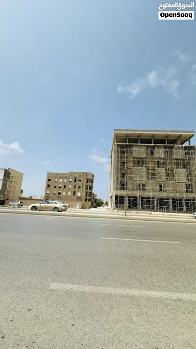 فيلا سكنية مكونه من 5 شقق تطل على طريق طرابلس بسعر فرصة 3