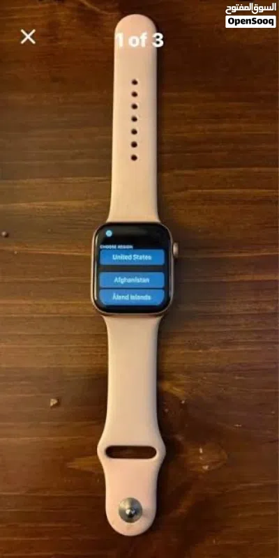 ساعة ابل First gen SE في حالة فوق الممتاز Apple watch SE first gen in excellent condition 3