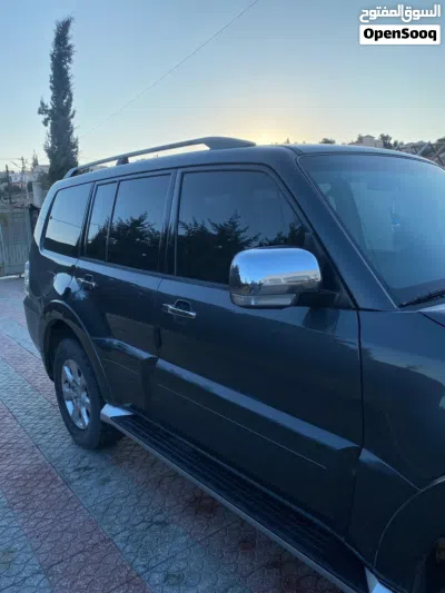 Mitsubishi Pajero Plus 4