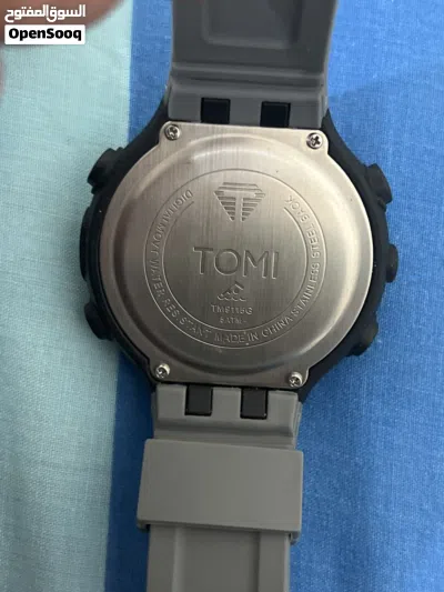ساعه من ماركة TOMI 2