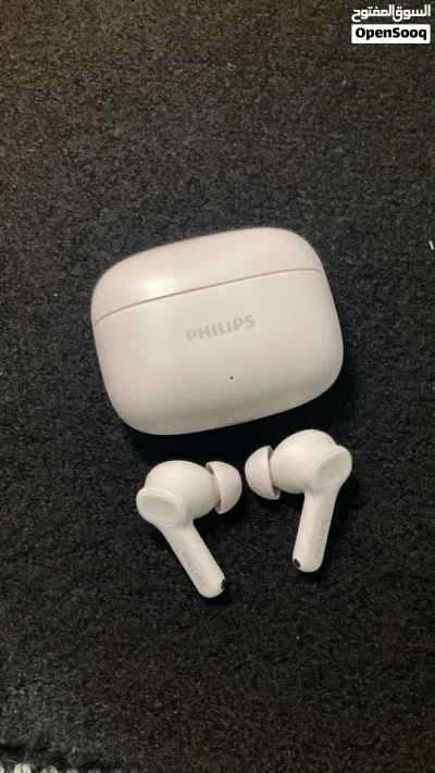 سماعات AirPods Phillips بحالة الوكالة 4