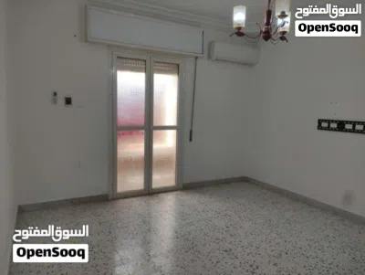 شقة الايجار في عمارات البطاطا بن دخيل دور اول عايلة ليبين او اجانب 3