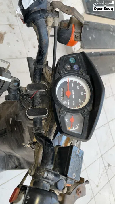 Yamaha Bolt 4
