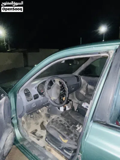 Hyundai Accent Standard 4