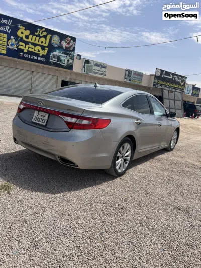Hyundai Azera GL 2