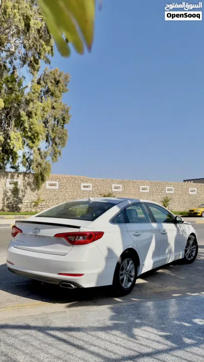 Hyundai Sonata Standard 3
