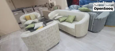 اطقم جلوس جاهزة وباسعار مخفضه .تفصيل وتنجيد المجالس والستائر وغرف النوم ديكورات 4