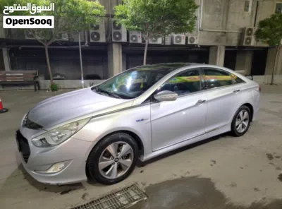 Hyundai Sonata Blue 2