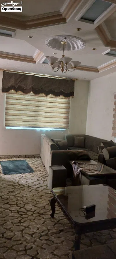 منزل من طابقين للبيع 2