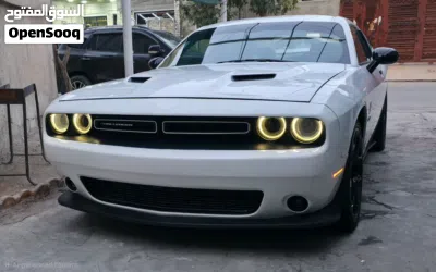 دودج تشالنجر SXT 4
