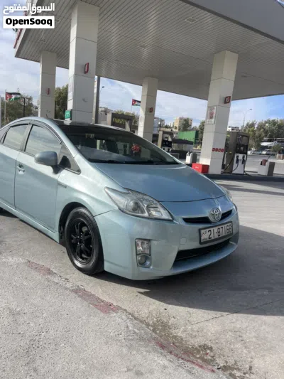 تويوتا بريوس Prius 3