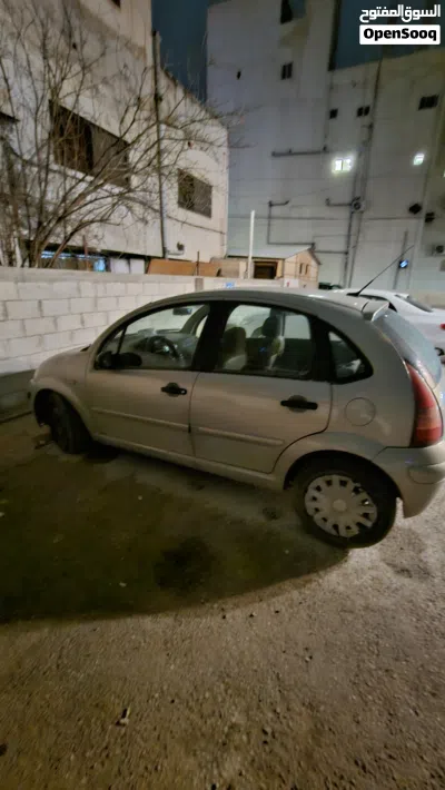 ستروين C3 2003 للبيع قطع 2