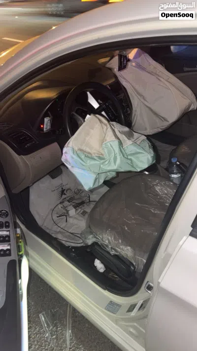 Hyundai Accent Standard 2