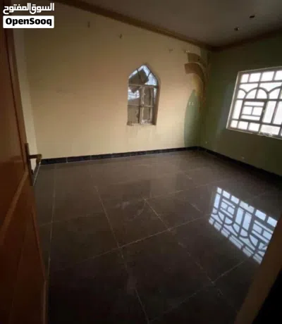 بيت طابقين للايجار في دور الصحه مساحه 200 متر يحتوي ست غرف منام 4