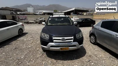 Hyundai Santa Fe GL 2